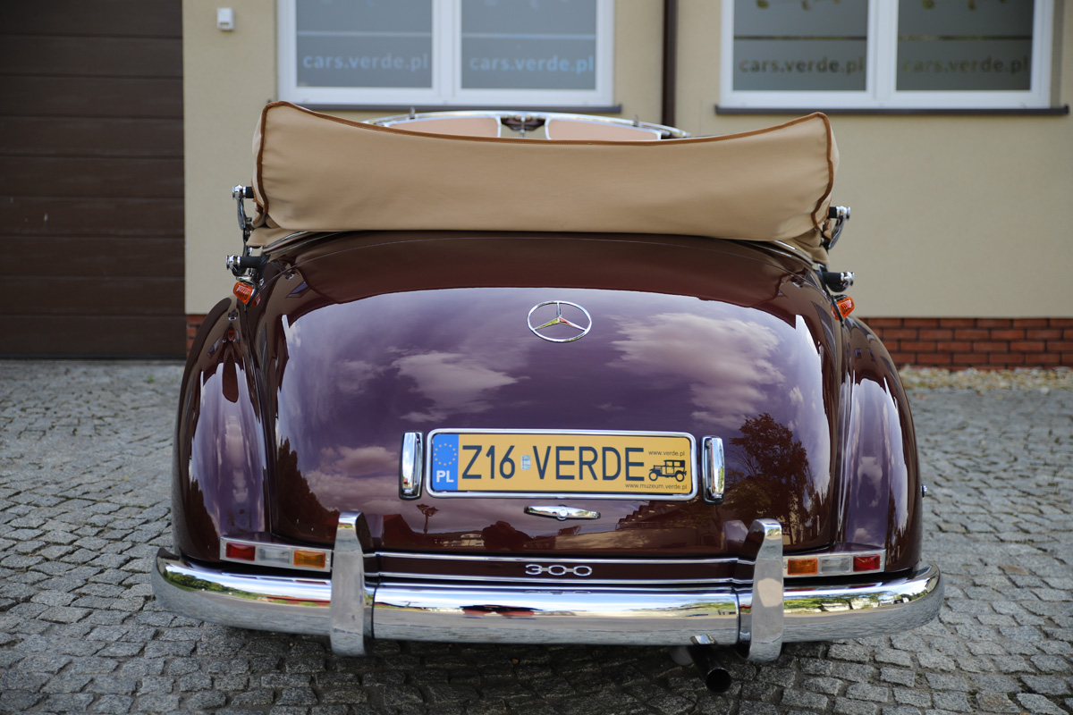 MERCEDES-BENZ 300B ( Price:€299000)
